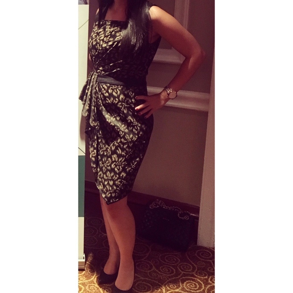 Cynthia Steffe Knee Length Ruffle Dress Small